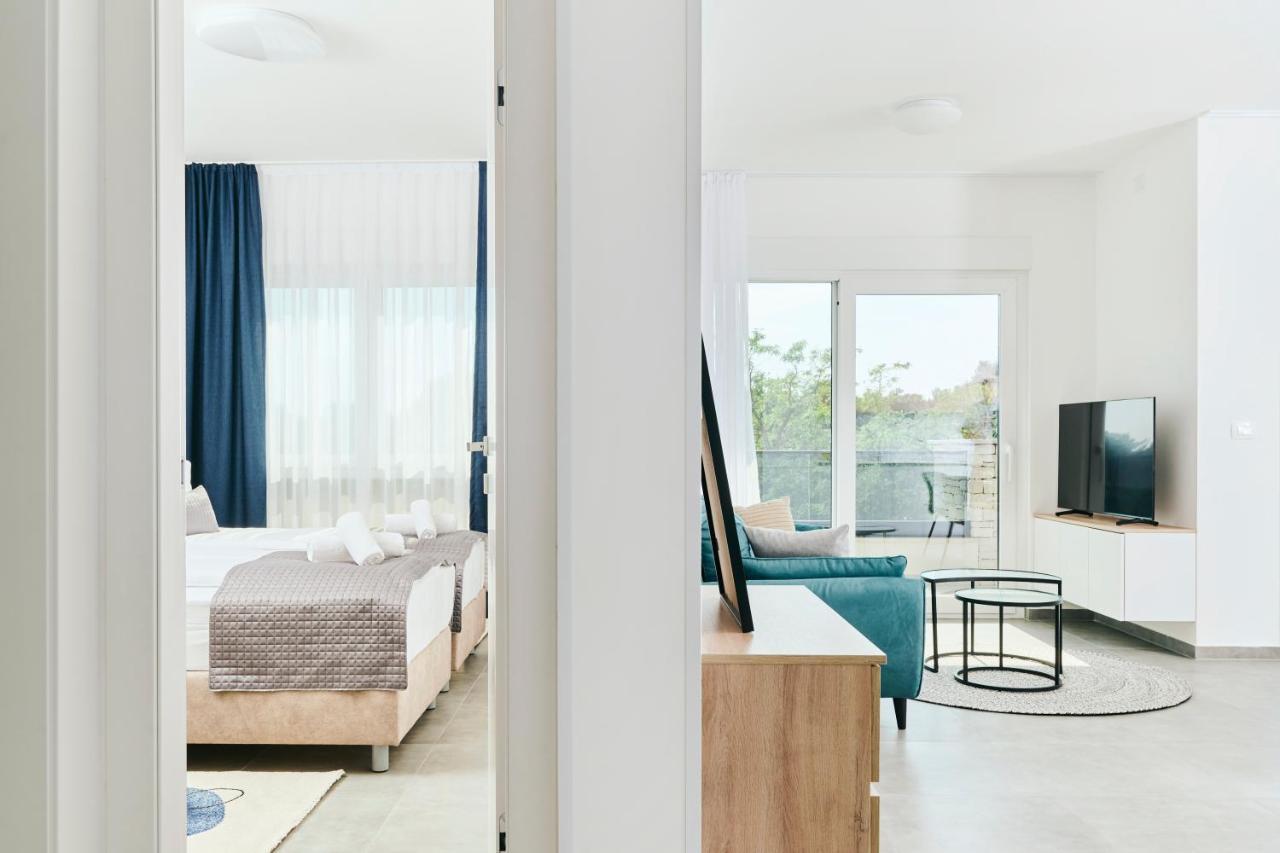 Apartments San Maris 2 Umag Exterior photo