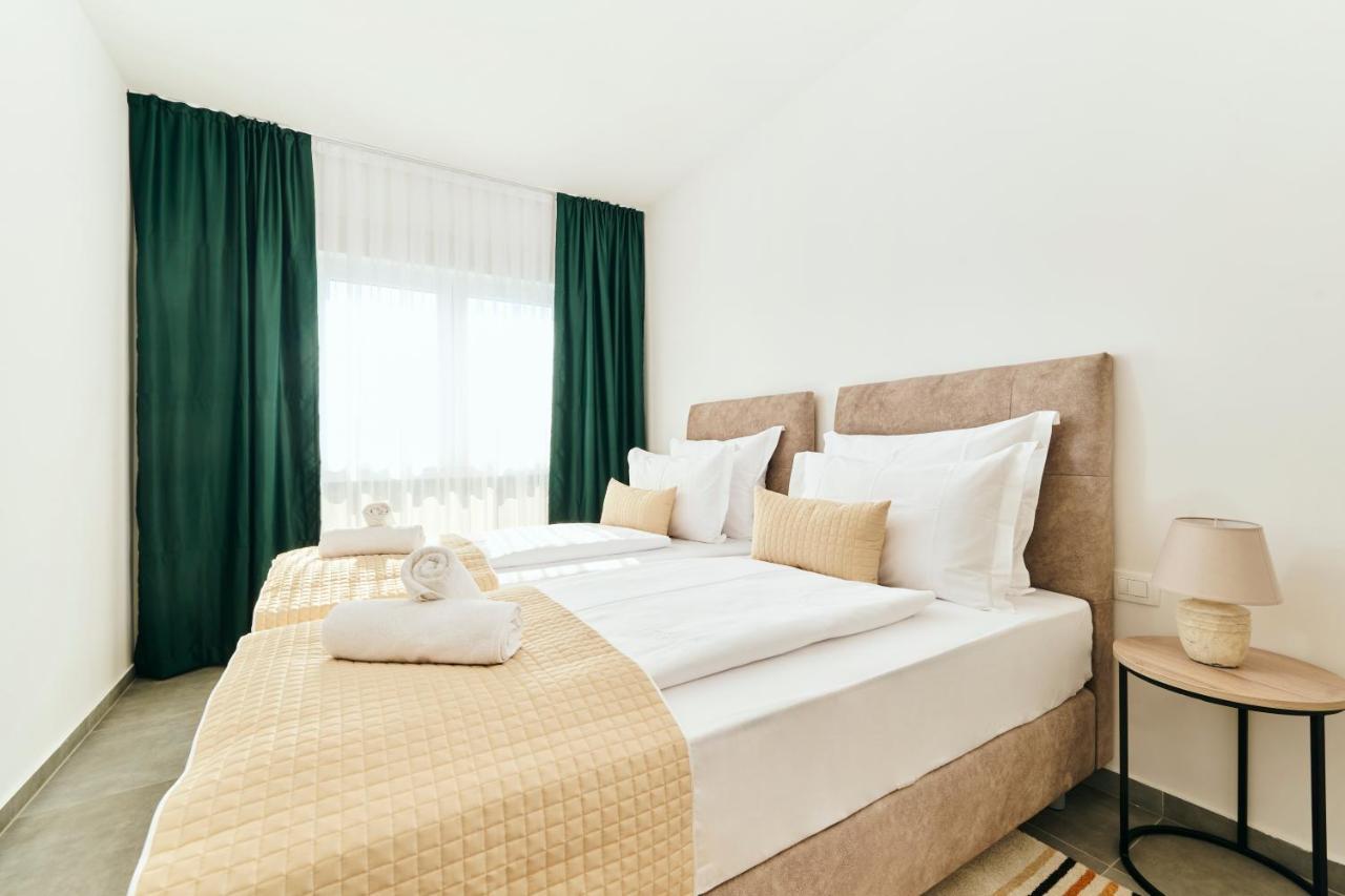 Apartments San Maris 2 Umag Exterior photo